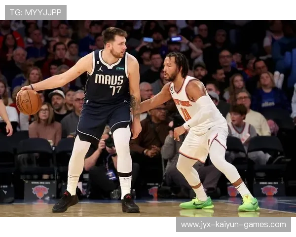 东契奇无视防守后撤步稳稳写进 highlight 东契奇无视防守后撤步稳稳写进 highlight